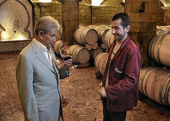 Château Roslane, Meknés, Maroc.
M. Brahim Zniber, proprietaire.
Stephane Mariot, maitre de chai.